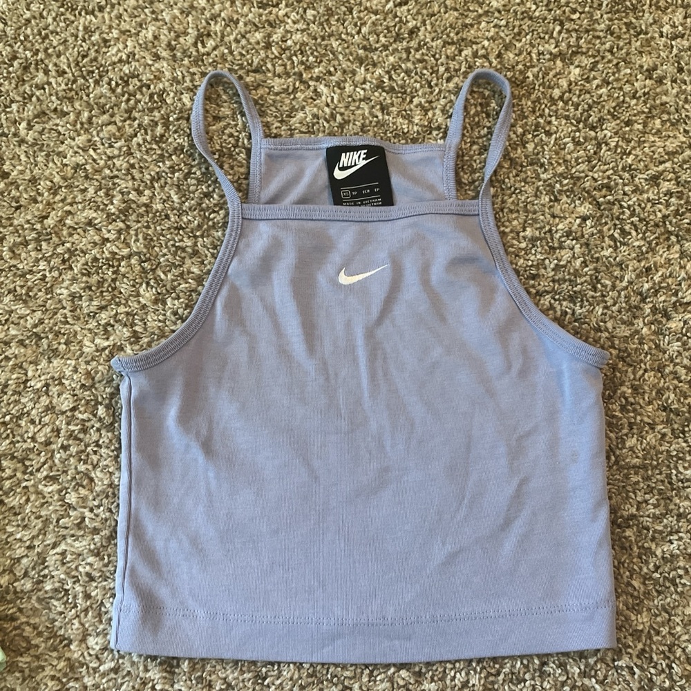 Nike Gray Sleeveless Crop Tank Top